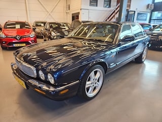 Jaguar XJ 4.0 V8