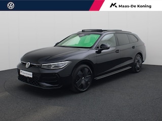 Volkswagen Passat Variant 1.5eHybrid 200kW/272PK R-Line Blackstyle DSG · Panoramadak · Trekhaak · 360°Camera + Parkeersensoren · Garantie tot januari 2030 of 100000km.