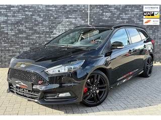 Ford Focus Wagon 2.0 ST Facelift|Apple Carplay|Cruise Control|Bi-Xenon|Navigatie|Climate Control