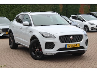 Jaguar E-Pace 2.0 P250 AWD SE / Panoramadak / Camera / Head-up / Leder / 19'' / Meridian / Memory seats / Navigatie / Dodehoek / Stoelverwarming / ACC