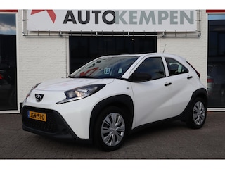 Toyota Aygo 1.0 VVT-i MT PLAY APPLE CARPLAY|ADAPTIVE CRUISE|DEALERONDERHOUDEN