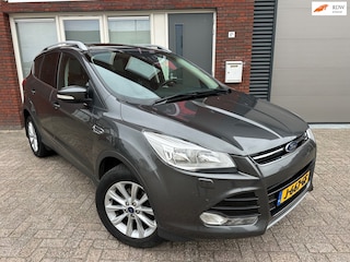 Ford Kuga 1.5 Titanium / Schuifdak / Leder / Navi / Stoelverwarming