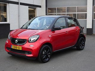 Smart Forfour 1.0 Joy Edition Automatische airco, licht metalen velgen, cruise controle, elektrische ramen, centrale vergrendeling, enz.
