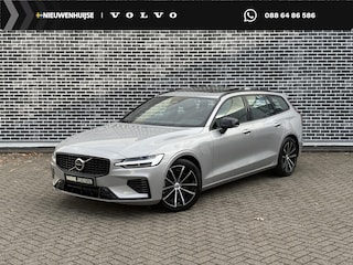 Volvo V60 T6 Plug-in hybrid AWD Plus Dark | Harman Kardon Audio | Trekhaak | Stoel- / Stuurverwarming Voor + Achter | 360 Camera | Adaptive Cruise | Long Range | Google | Carplay | Dodehoekdetectie
