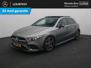 Mercedes-Benz A-klasse 160 AMG-line Handgeschakeld | Night Pakket | Panoramaschuifdak | Sfeerverlichting | Stoelverwarming | Parkeer pakket | Inclusief 24 maanden MB Certified garantie voor Europa.
