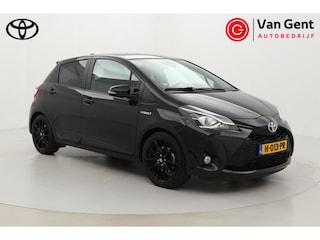 Toyota Yaris 1.5 Hybrid GR-Sport | Apple Carplay / Android Auto | Parkeersensoren voor/achter | 17 inch | Keyless | Leder/alcantara | Cruise Control | Clima | Camera | Privacy glas | Dakspoiler | Bluetooth | Rijstrooksensor
