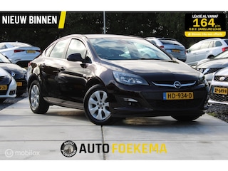 Opel Astra 1.4 Turbo Blitz TREKHAAK NAVIGATIE CLIMA