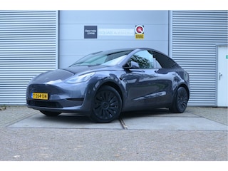 Tesla Model Y RWD 58 kWh AutoPilot