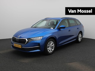 Skoda Octavia Combi 1.5 TSI MHEV Business Edition 115 PK | Automaat | Navigatie | Lichtmetalen Velgen | Climate Control | Achteruitrijcamera | Parkeersensoren | Trekhaak | LED | Cruise Control | Virtual Cockpit | Apple Carplay & Android auto | Keyless | Elektrische Achterklep |