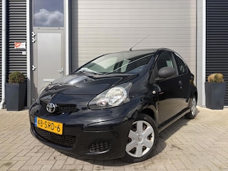 Toyota Aygo 1.0-12V Now/NAP/APK/Airco/