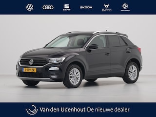 Volkswagen T-Roc 1.0 TSI 110pk Style Navigatie Trekhaak Carplay Clima Acc Pdc 341