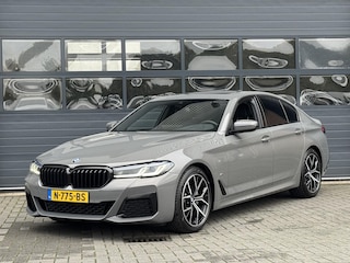 BMW 520I BUSINESS EDITION PLUS I M-SPORT I TREKHAAK I SCHUIFDAK I ORIG. NEDERLANDS