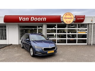Skoda Octavia Combi 1.0 TSI 110pk Business Edition Plus elek. achterklep virtueel dashboard