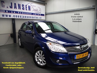 Opel Astra 1.4 Temptation MOOIE UITVOERING !! | Airconditioning | Audio bediening op het stuur. | Boordcomputer