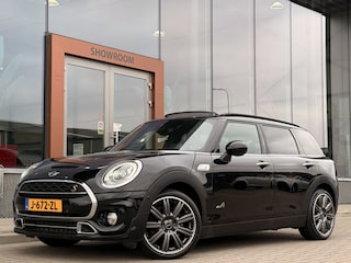Mini Clubman 2.0 Cooper S ALL4 Chili Serious Business | Leder | Pano | Harman Kardon | Achteruitrijcamera | Stoelverwarming |