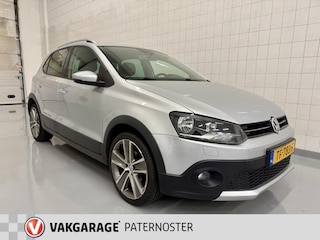 Volkswagen Polo 1.2 TSI Cross PDC / Clima / 17 '' LMV / Stoelverw
