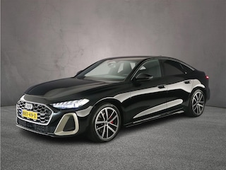 Audi A5 Limousine 2.0 TFSI S Edition | Adapt. Cruise | Optiek Pack | 19 inch | Camera | MMi + | Audi Sound | Parkeerassist Plus | S Line