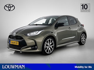 Toyota Yaris 1.5 Hybrid Executive | Lederen bekleding | Panorama dak | Achteruitrijcamera | Stoelverwarming |