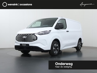 Ford Transit Custom 320 | L1 H1 | Trend | 65 kWh | 2300 KG. AHW | Climate Control | Apple Carplay / Android Auto | 328 KM Range | Voorruitverwarming | Stoelverwarming | LED Koplampen | Achterdeuren |