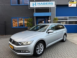 Volkswagen Passat Variant 1.4 TSI Comfortline Business 125PK|Origineel NL|Navi|AUT|Trekhaak|Full Led|DAB+|keyles|Ergo Stoel|Cruise