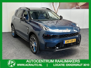 Lynk & Co 01 LYNK& 1.5 50 STUKS OP VOORRAAD ! VOL OPTIES ! 360 CAMERA ADAPTIVE CRUISE CONTROL PANORAMA SCHUIF/KANTELDAK APPLE CARPLAY/ANDROID RIJSTROOKSENSOREN ZEER MOOI !! 3010