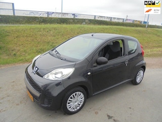 Peugeot 107 1.0 benzine 3 deurs airco 122.000km