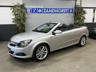Opel Astra TwinTop 1.8 Cosmo // Leer // Trekhaak // LM velgen