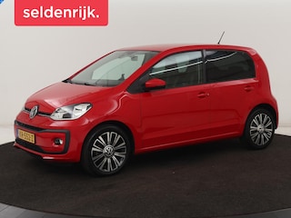 Volkswagen Up 1.0 High Up! | Stoelverwarming | Climate control | Cruise control | Parkeerhulp | 16'' Lichtmetalen velgen | Bluetooth