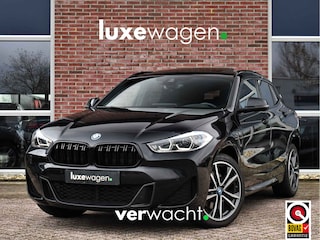 BMW X2 xDrive25e M-Sport Pano M-zetels HUD Camera El-klep 19inch