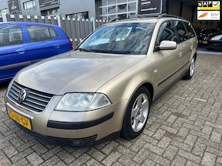 Volkswagen Passat Variant 1.8 Turbo Sportline/ GOED ONDERHOUDE AUTO ZONDER MANKEMENTEN