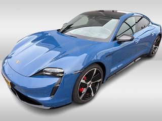 Porsche Taycan 4S Performance 84 kWh / Panoramadak / Camera / Passenger Display / Achterasbesturing / Keyless / Bose / 21'' / Adaptieve stoelen / Bose / Sportchrono / Stuur+Stoelverwarming / Dodehoek / DAB / ACC / Warmtepomp