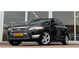 Ford Mondeo 2.0i 16V Limited 3e Eigenaar Parkeerhulp voor & achter Navi