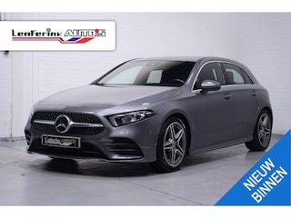 Mercedes-Benz A-klasse 180 Business Solution AMG Navi Camera Apple Carplay Sfeerverlichting 1e Eigenaar NAP Rijklaar!