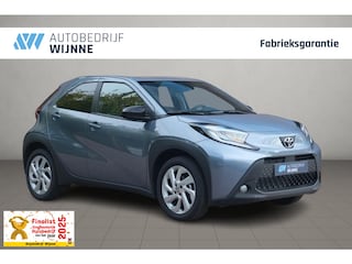 Toyota Aygo 1.0 VVT-i 72pk S-CVT Active | App Connect | Climate | Adaptive Cruise | Camera | Stoelverwarming