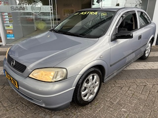 Opel Astra 1.6-16V Edition