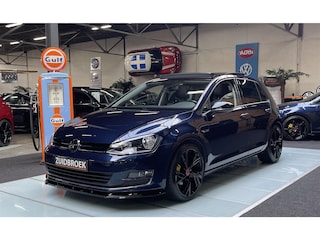 Volkswagen Golf 1.4 TSI PANO!! Maxton!! Clima!! Navi!!