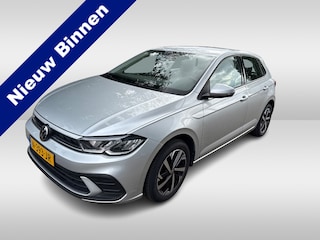 Volkswagen Polo 1.0 TSI Life / Navigatie / Trekhaak / PDC / Adaptive Cruise / Carplay / Nieuw model!