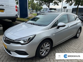 Opel Astra 1.2 Turbo 110PK Elegance | Navi | Clima | Cruise | Trekhaak | Stoel- & Stuurverwarming | Matrix LED | Keyless | Apple Carplay/Android Auto | 16" Lichtmetaal | Metallic |