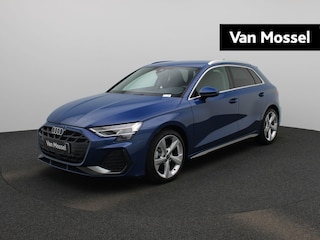 Audi A3 Sportback 30 TFSI S edition 116 PK | S-line | Automaat | Navigatie | Camera | Adaptive Cruise Control | Trekhaak | Stoelverwarming | Virtual Cockpit | LED | Lichtmetalen velgen | Privacy glass |