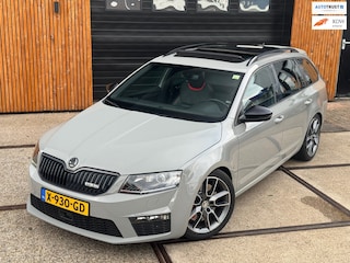 Skoda Octavia Combi 2.0 TSI RS Pano Cruise Clima Canton audio leder carbon