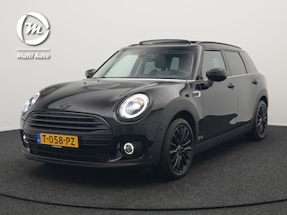 Mini Clubman 1.5 Cooper Black Edition Automaat 136pk | Trekhaak Afneembaar | Panodak | Head Up | Camera | Lederen Sportstoelen Verwarmd | Apple Carplay | Navigatie | Cruise Control | Virtual | DAB |