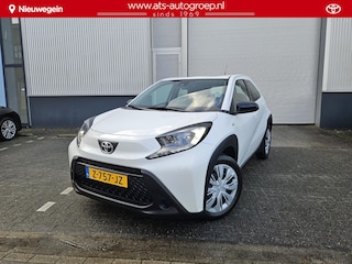 Toyota Aygo 1.0 VVT-i S-CVT Play Automaat | slechts 8.500 KM |