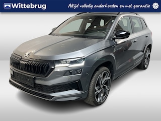 Skoda Karoq 1.5 TSI ACT Sportline Business / AUTOMAAT/ 360 CAMERA/ PARK. SENSOREN/ KEYLESS/ CRYSTAL LIGHTING/ STOEL-STUURVERWARM./ VIRTUAL COCKPIT/ ADAPT. CRUISE/ SMARTLINK/ NAVI/ CLIMA/ DAB/ 19" LMV