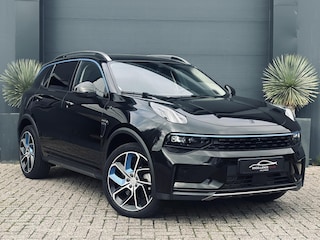 Lynk & Co 01 1.5 Pano/Navi/Camera/AppleCarPlay