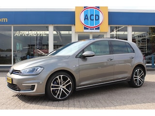 Volkswagen Golf Vii 1.4 TSI PHEV 204pk 5D DSG GTE | Orig.NL | PanoramaDak | Camera | Privacy glass | Trekhaak afneembaar |