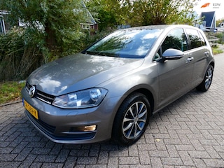 Volkswagen Golf 1.2 TSI 110pk 5-deurs Clima Cruise Navi PDC Camera