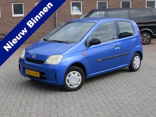 Daihatsu Cuore 1.0-12V Tokyo Automaat 49.000km! NAP * Stuurbekrachtiging * Audio * Bumpers in kleur