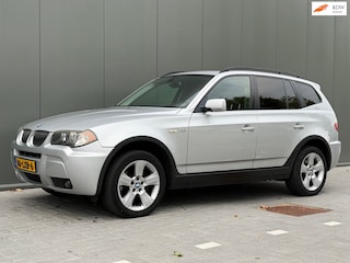 BMW X3 3.0i | BTW Auto | Youngtimer | Luxe opties & 4X4| Pano | Cruise