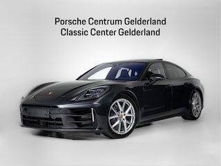 Porsche Panamera 4