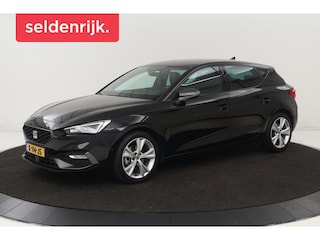 Seat Leon 1.5 eTSI FR Launch Edition | Carplay | Stoel & stuurverwarming | Camera | Adaptive cruise | Navigatie | Keyless | Full LED | Sportstoelen